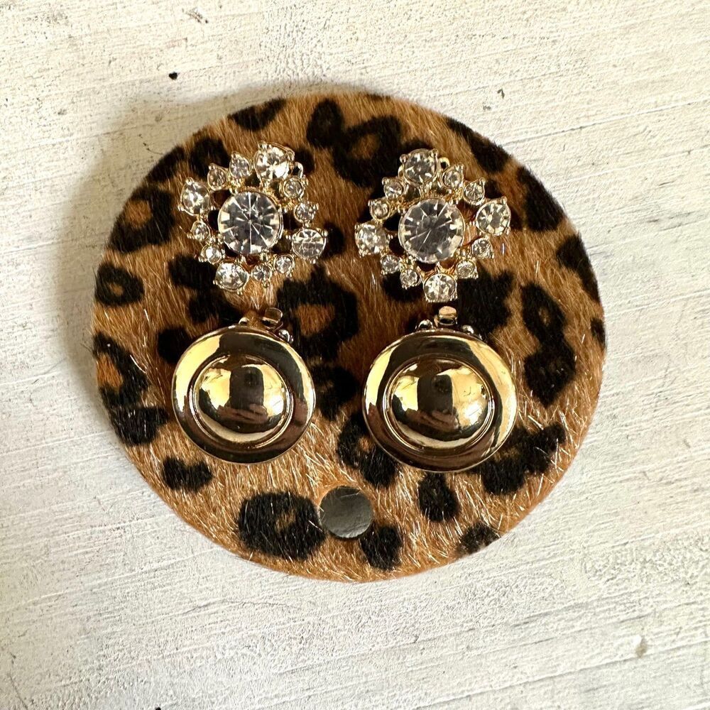 Chico’s set of 2 clip on earrings